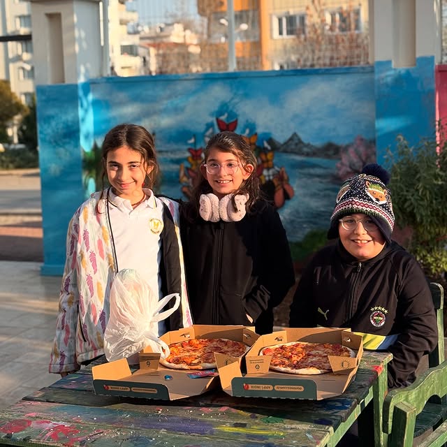 Kurumumuzdan Kareler